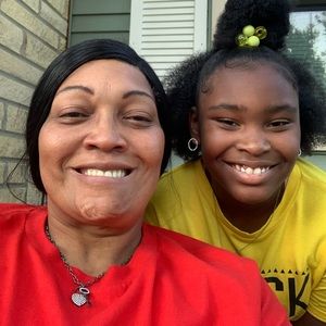 Meet your Posher, Alvina